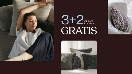 Banner met tekst ‘3+2 op Baci kussens gratis’ en foto’s van een vrouw op sofa en twee sierkussens.